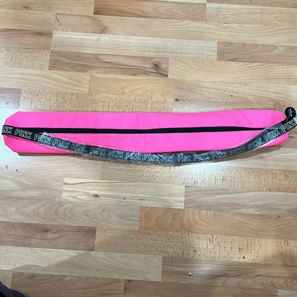 PINK VS Pink/Black Cooler Bag - Picture 2 of 4